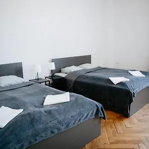 Best For Short In Center Apartament